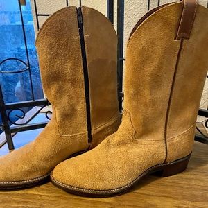 Justin Suede Boots